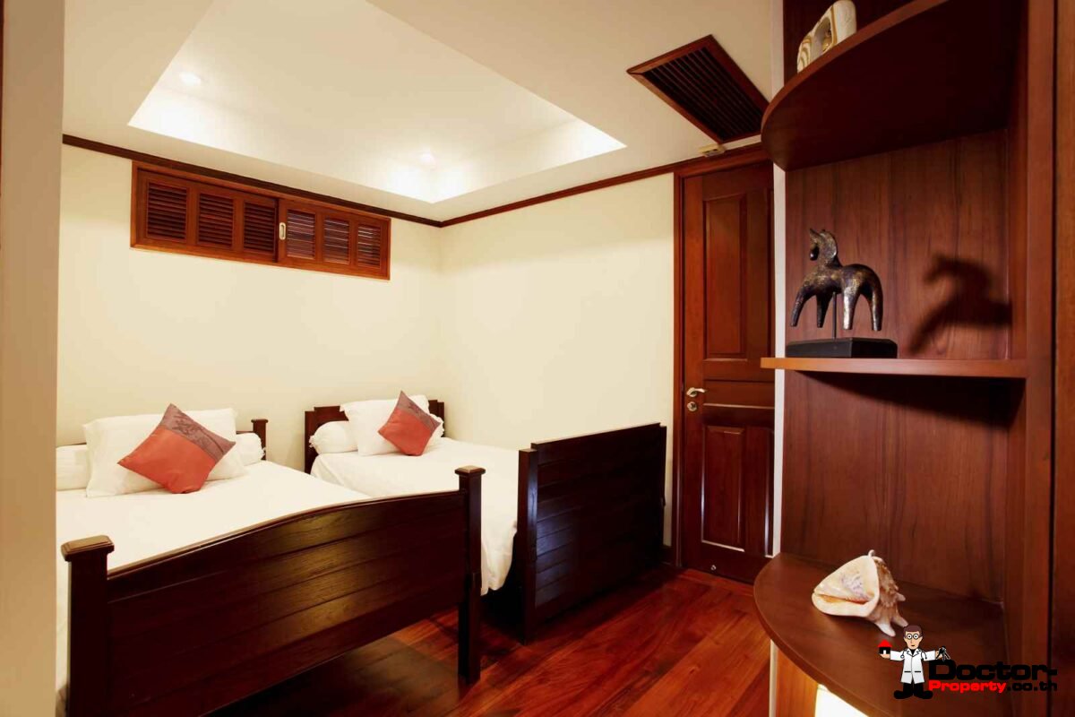 Magnificent 3 Bedroom Sea View Villa - L´Orchidee Residences - Patong Beach - Phuket West - for sale